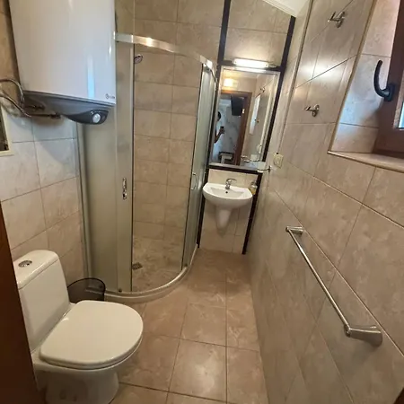 за гости - 1 *